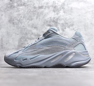 UA Yeezy Boost 700 V2 Hospital Blue Reps