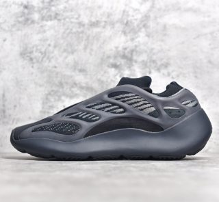 YEEZY BOOST 700 V3 ALVAH