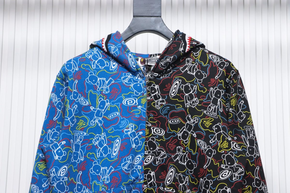 BAPE BAPE X MEDICOM TOY Camouflage Double Hat Hoodie - Image 3