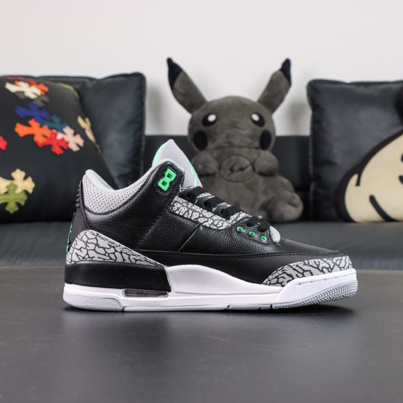 Air Jordan 3 Retro Green Glow Replica - Image 3
