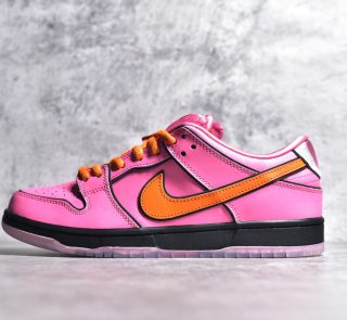 Outside view of Blossom Powerpuff SB Dunks