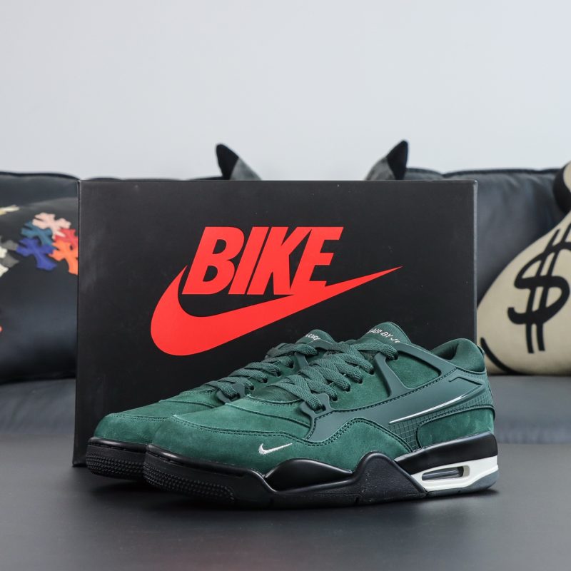 Jordan 4 RM SP Nigel Sylvester Grandma's Driveway