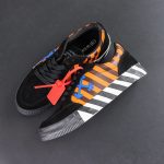 Off White Low Vulcanised Black Blue - Image 9