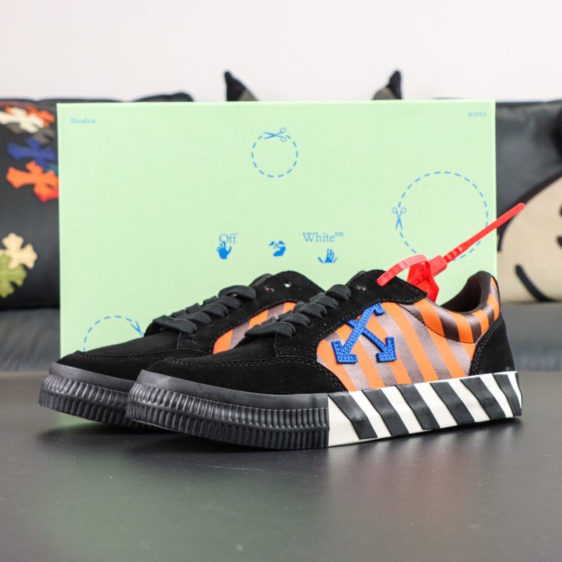 Off White Low Vulcanised Black Blue