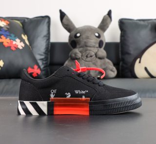 Off White Low Vulcanised Black Pink - Image 3