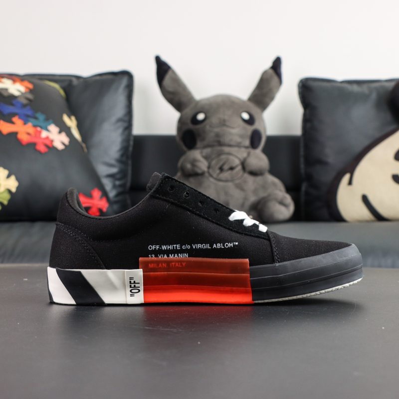 Off White Low Vulcanised Black White 2018 - Image 3