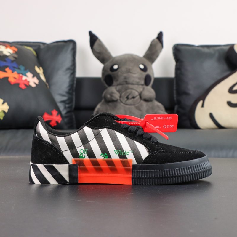 Off White Low Vulcanised Black White Pink - Image 3