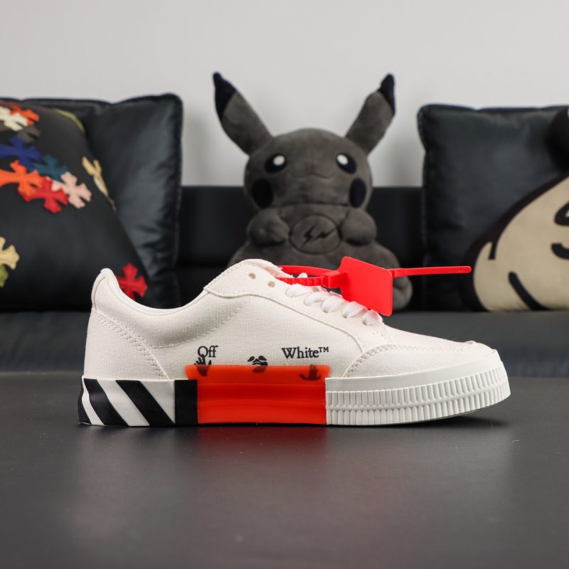 Off White Low Vulcanised White Red - Image 3
