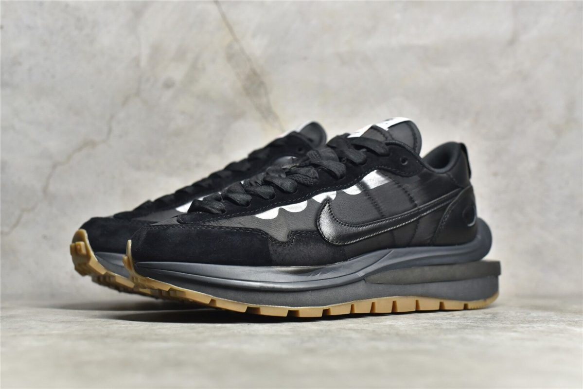 Sacai × Nike VaporWaffle "Black and gum" Reps - Image 3