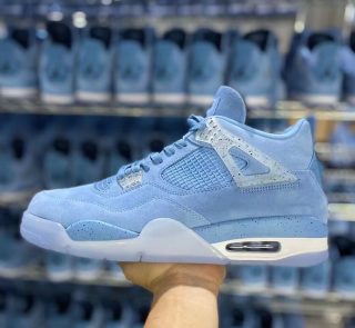 AIR JORDAN 4 new "university blue" Reps