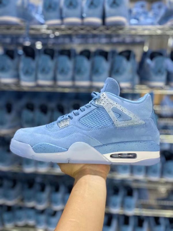 AIR JORDAN 4 new "university blue" Reps
