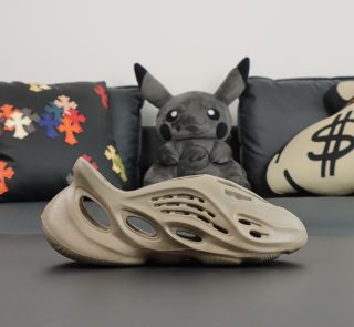 Yeezy Foam Runner MX Stone Salt Reps - Image 3