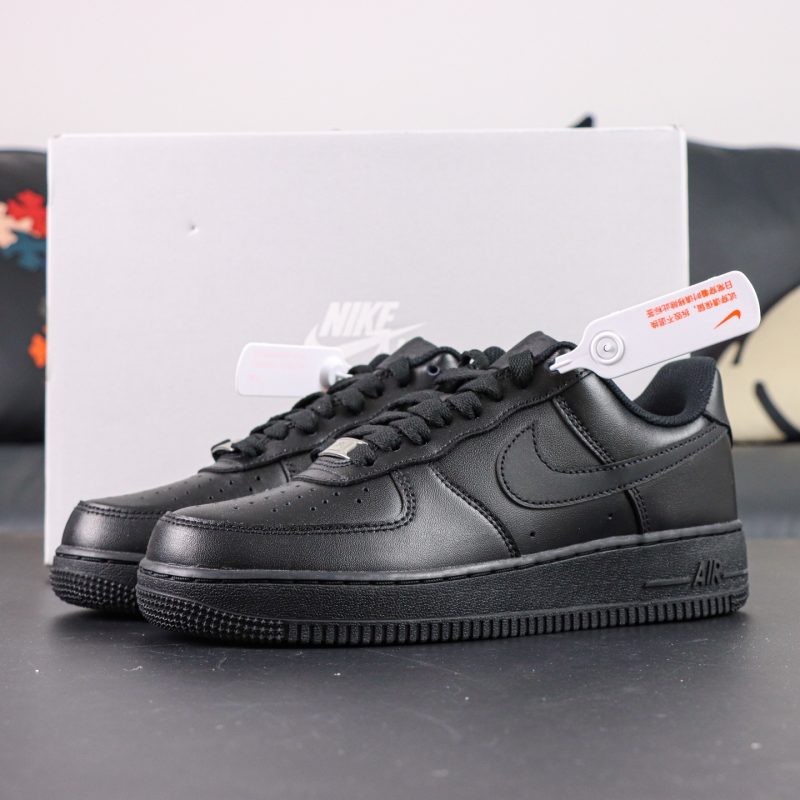 Air Force 1 Black Reps with box and accessories