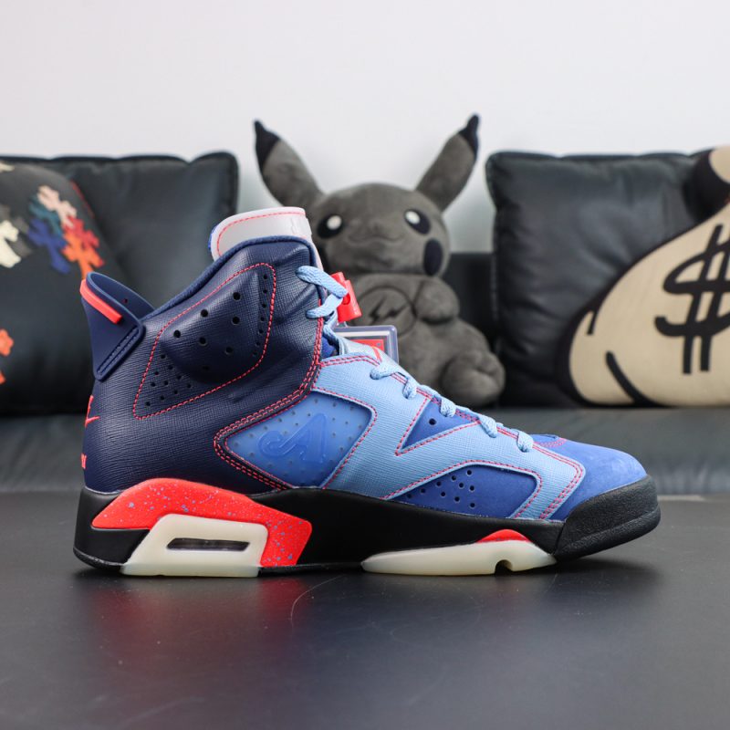 Inside view of Awake x Jordan 6 Midnight Navy Reps