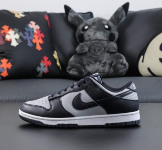 Inside view of Georgetown Dunk SB rep with grey base