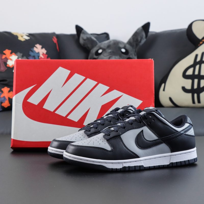 Dunk SB Low Georgetown Reps with box and grey-blue upper