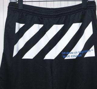 Off-White Front Printed Mesh Shorts - Image 3