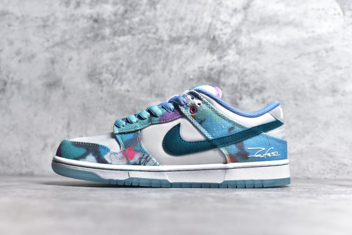 futura-laboratories-dunk