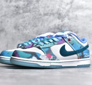 Futura Laboratories x Nike SB Dunk Low Replica - Image 3