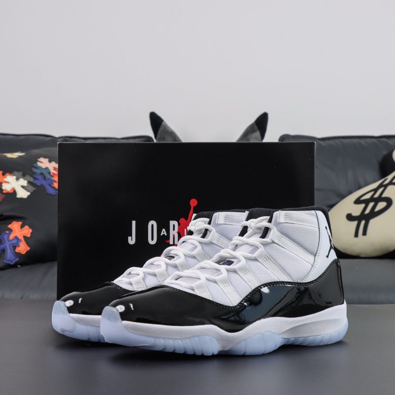 Air Jordan 11 Retro Concord 2018 Reps