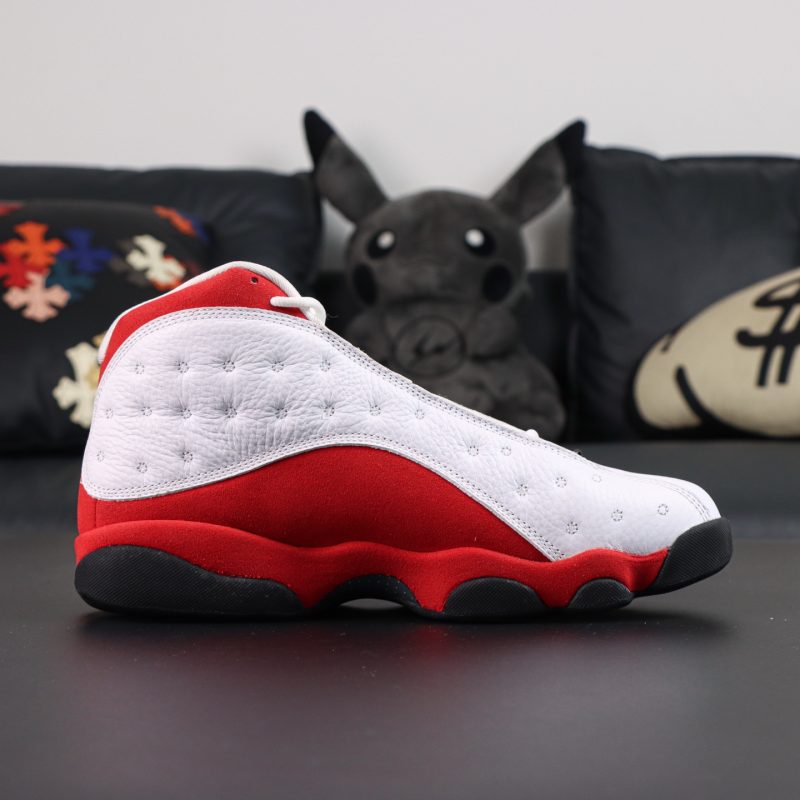 Inside view of Jordan 13 Chicago Reps showing Chicago Bulls color blocking