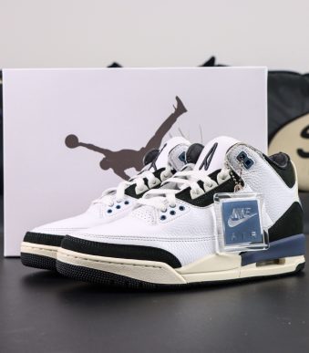 Jordan 3 Diffused Blue Reps with box and accessories