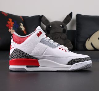 Inside view of Jordan 3 Fire Red Reps with white leather upper