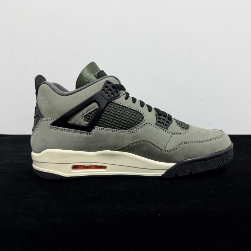Air Jordan 4 Undefeated 2025 Reps - Image 3