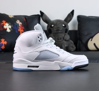 Inside view of Jordan 5 White Metallic Reps
