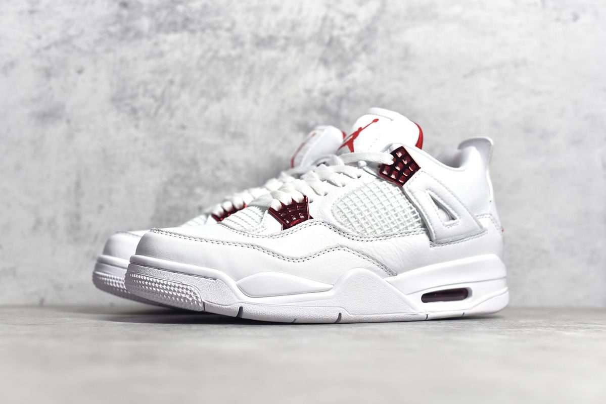 Air Jordan 4 Red Metallic Reps - Image 3