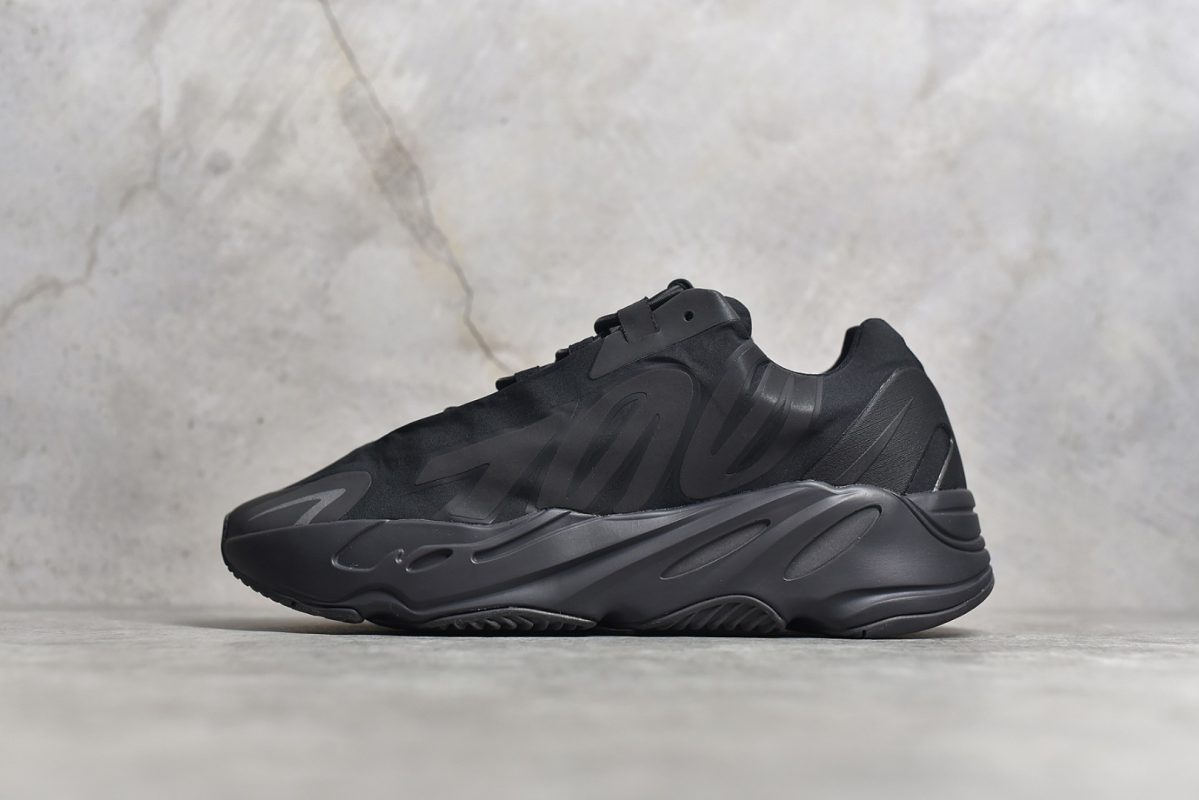 Adidas Yeezy Boost 700 MNVN "Triple Black" Reps