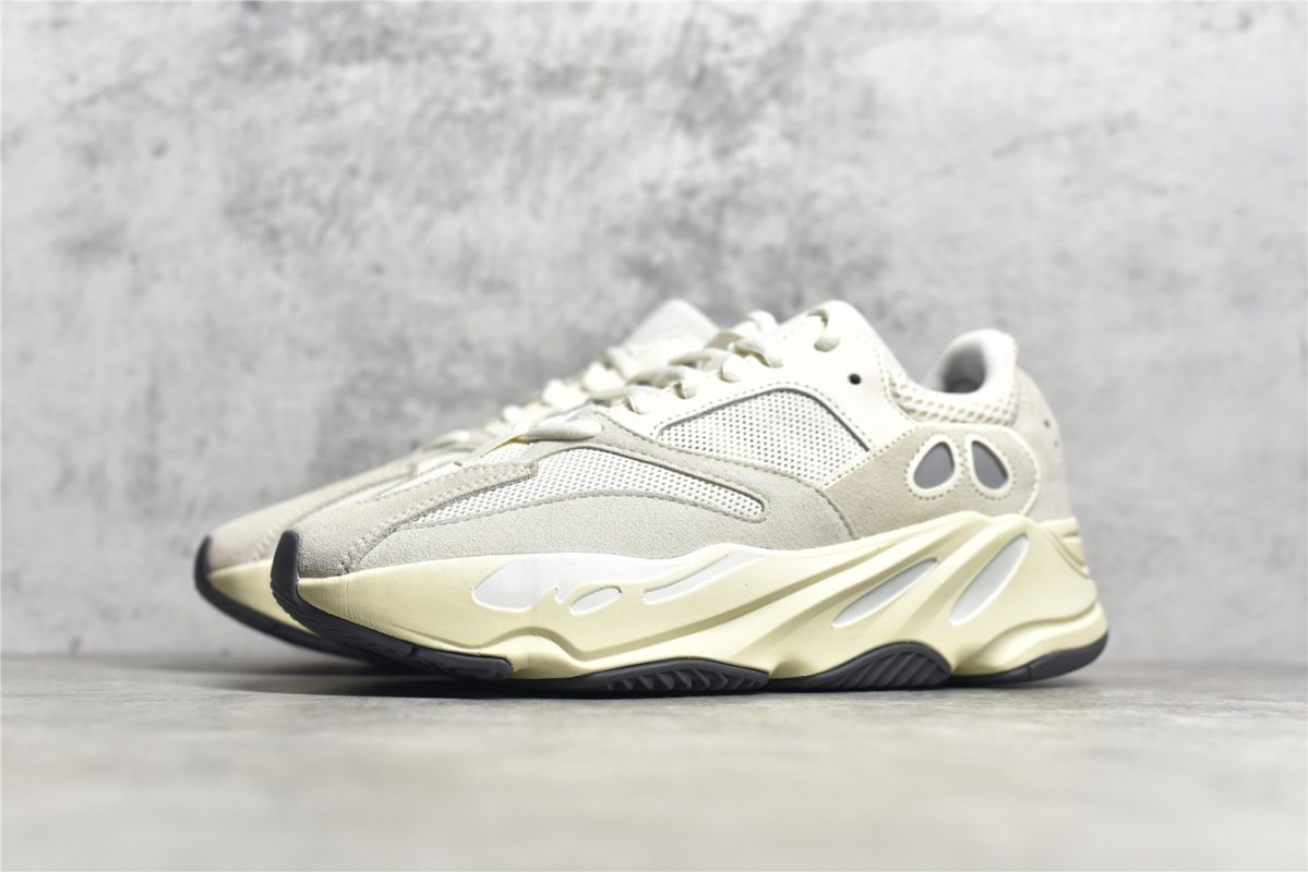 UA Yeezy Boost 700 Analog Reps - Image 3