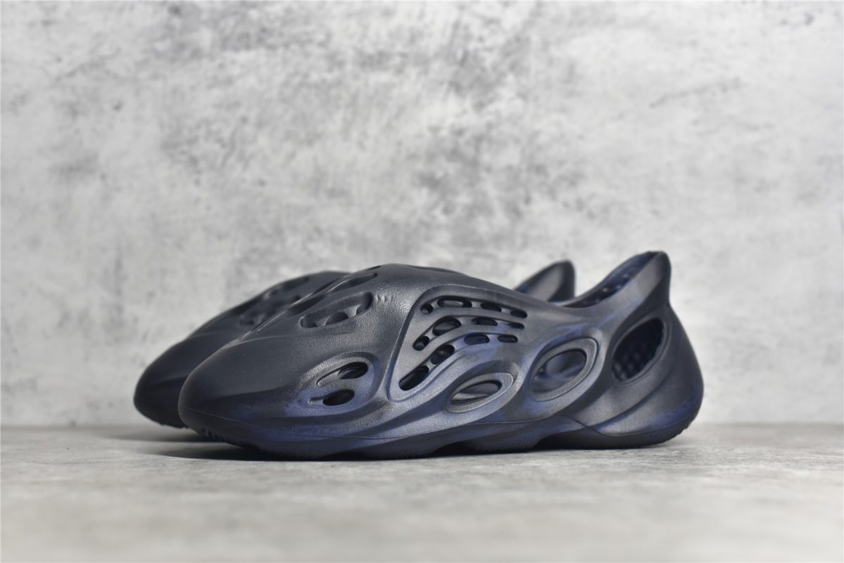 UA Yeezy Foam Runner Mineral Blue Reps - Image 3
