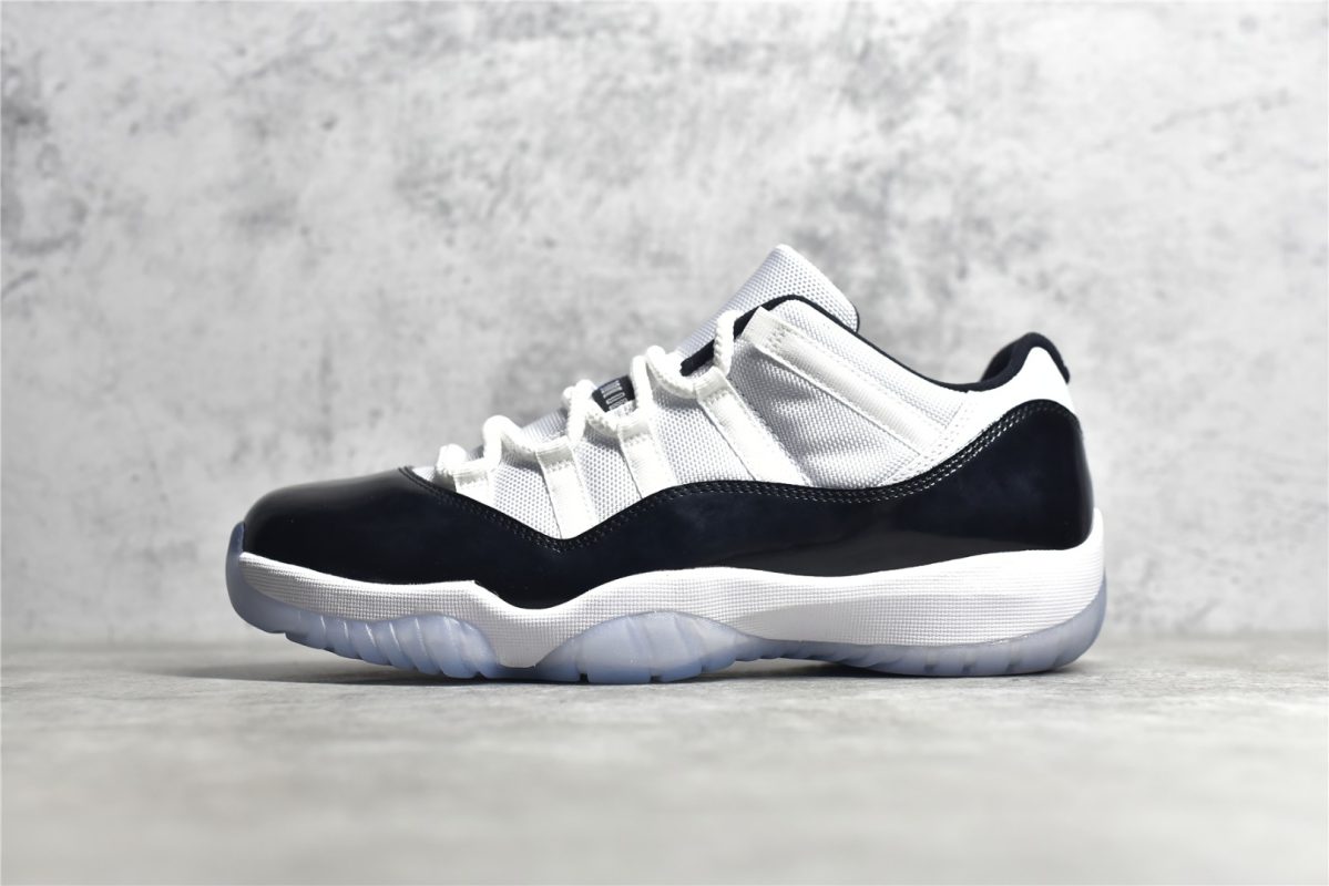 Air Jordan 11 Retro Low Concord Reps