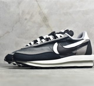 Sacai × Nike Waffle Black and White Reps - Image 3