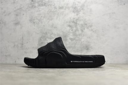 UA originals adilette Black Reps