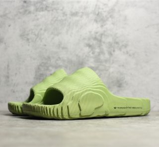 UA originals adilette Green - Image 3