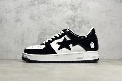 bape sta reps in black white color