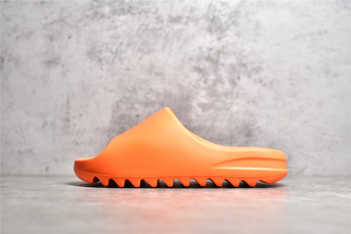 Yeezy Slide Enflame Orange Reps