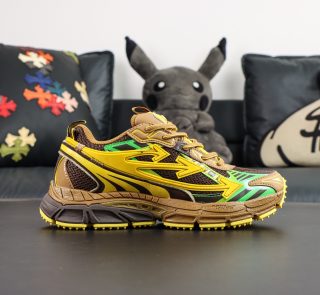 Inside view of Off White Be Right Back Black Yellow Reps