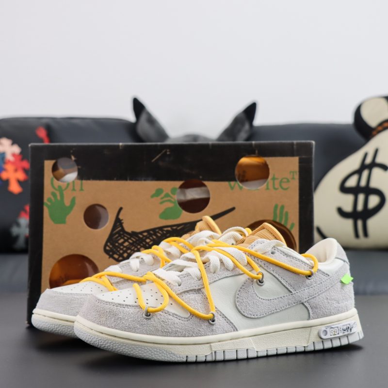Off White Dunk Lot 39 with box and neutral color palette