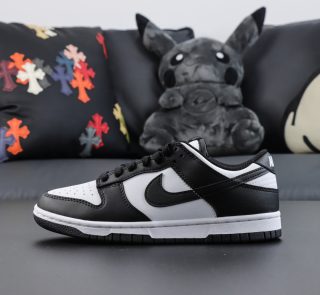 outside view of Panda Dunk reps showing leather paneling