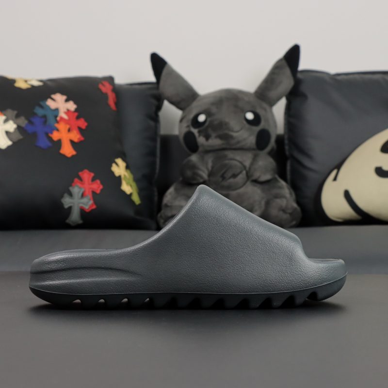Yeezy Slide Granite Reps - Image 3
