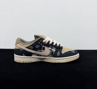 Inside view of Travis Scott Dunk Jackboys Reps with plaid and bandana patterns