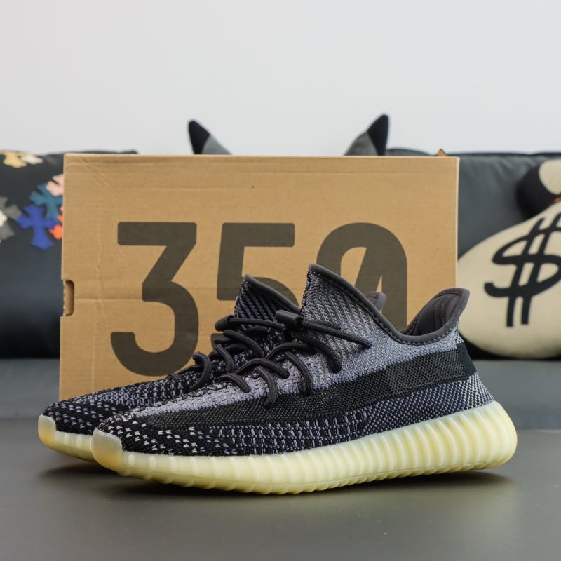 Yeezy 350 Carbon reps with original box and Primeknit upper