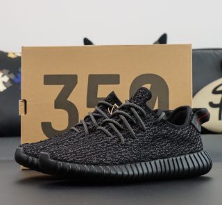 Yeezy 350 Pirate Black reps with box and black Primeknit upper