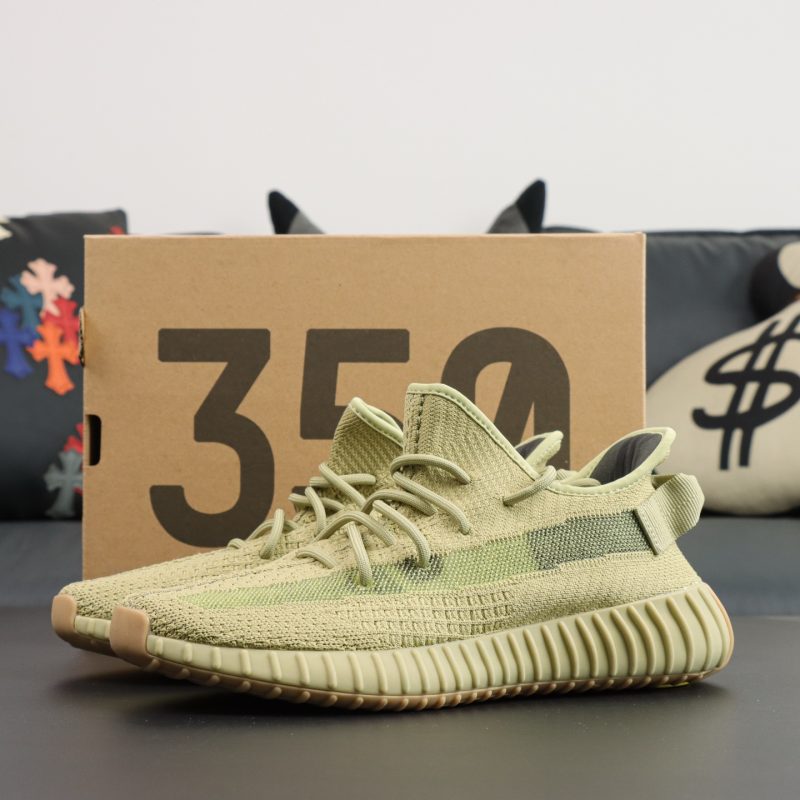 Yeezy 350 Sulfur reps with light green upper and box