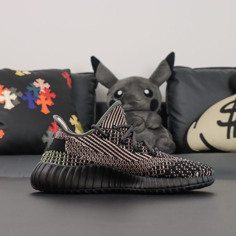 Inside view of Yeezy 350 Yecheil reps with detailed multicolor weave