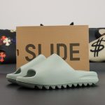 Yeezy Slide Salt reps in light grey EVA with box